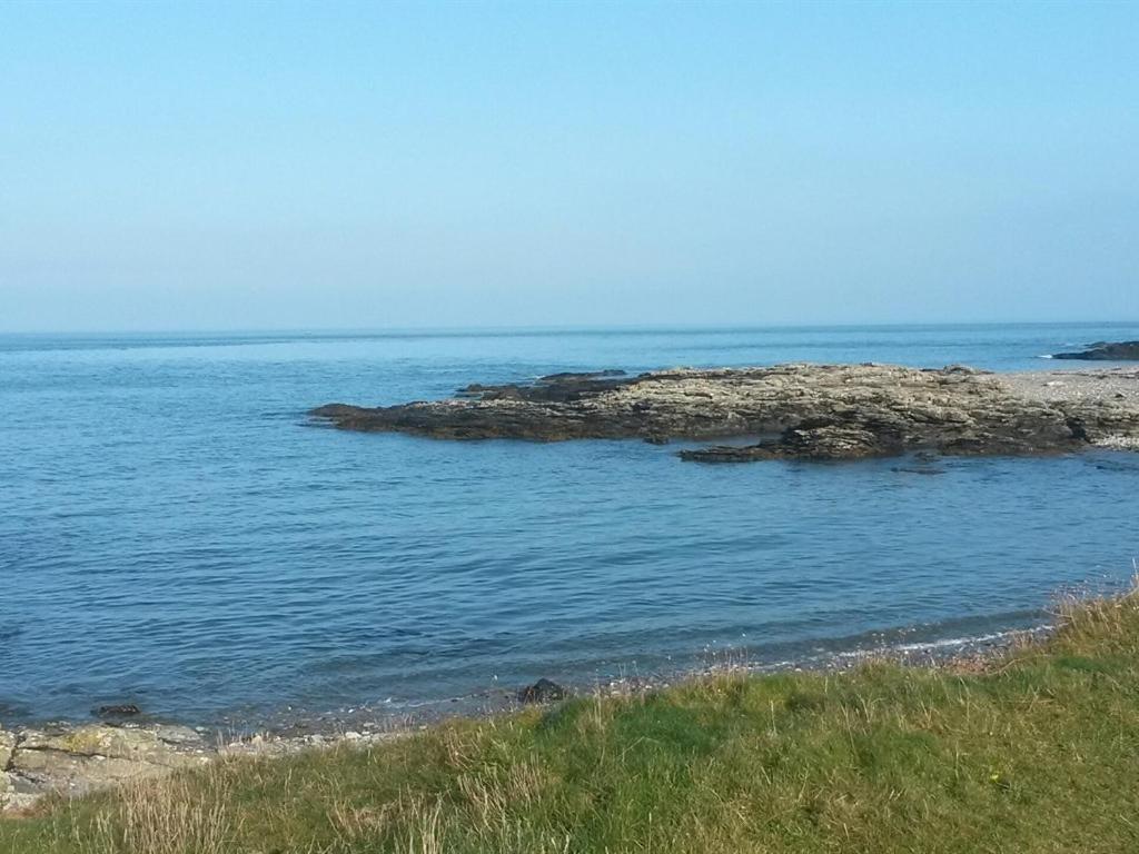 Sportsmans Lodge Bed And Breakfast Amlwch エクステリア 写真